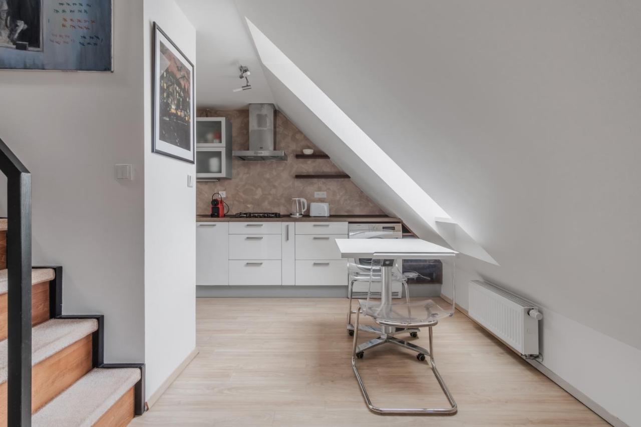 Apartmán Attic Maisonette In Stresovice By Days